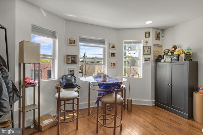 Building Photo - 1228 N 25th St