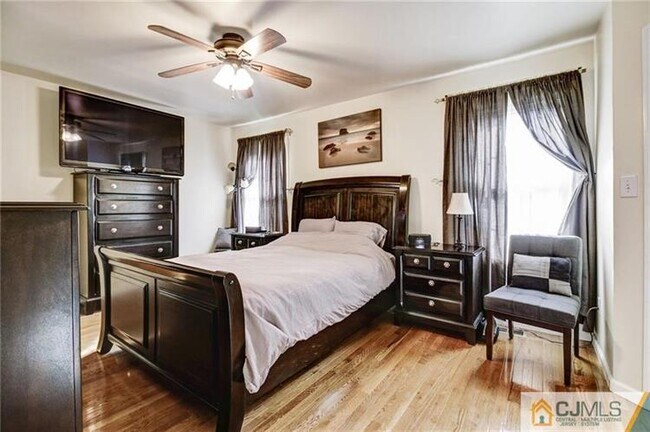 Building Photo - 1502 Timber Oaks Rd