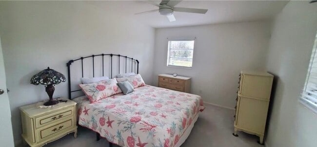 Building Photo - 19 Windy Point Rd