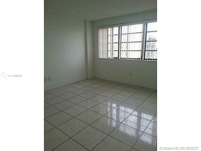 Building Photo - 20850 San Simeon Way