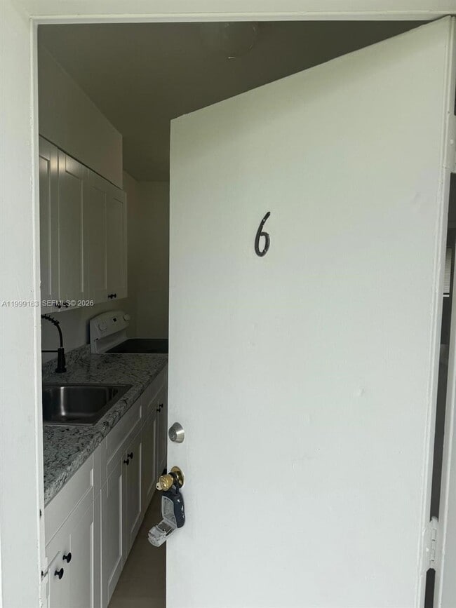 Building Photo - 680 NE 88th Terrace