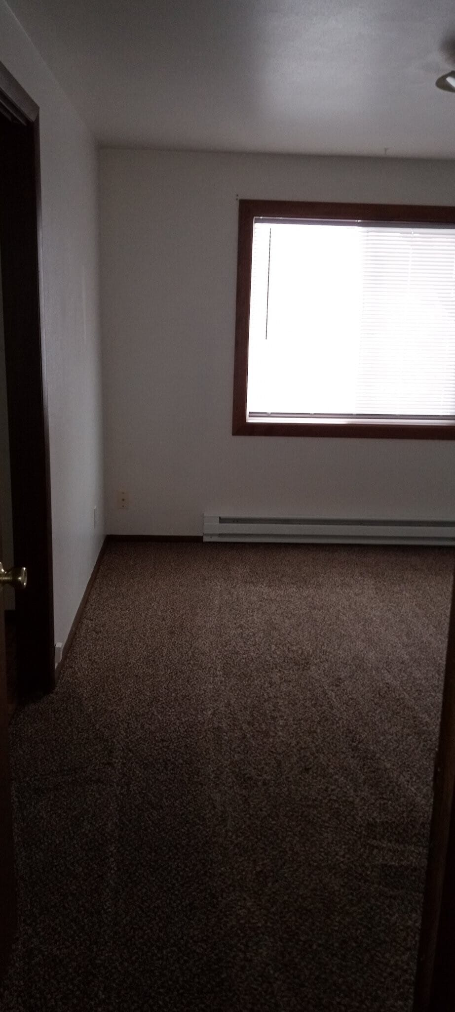 Building Photo - 2635 Shorehaven Ln
