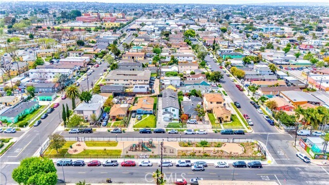 Building Photo - 8711 McKinley Pl