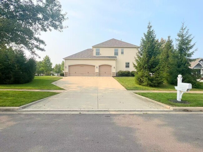 Building Photo - 8150 Grant Dr