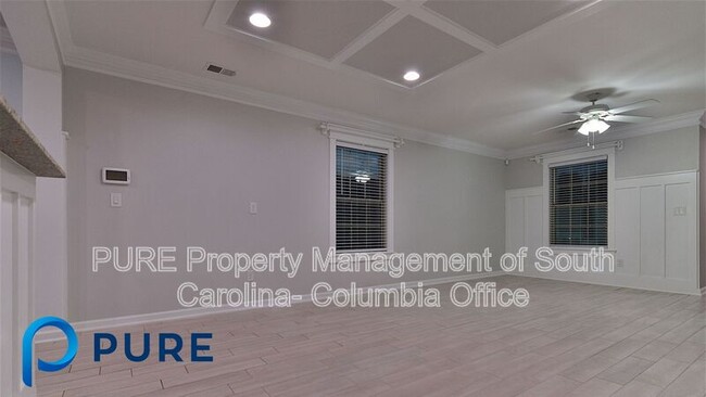 Building Photo - 995 Yarrow Ln