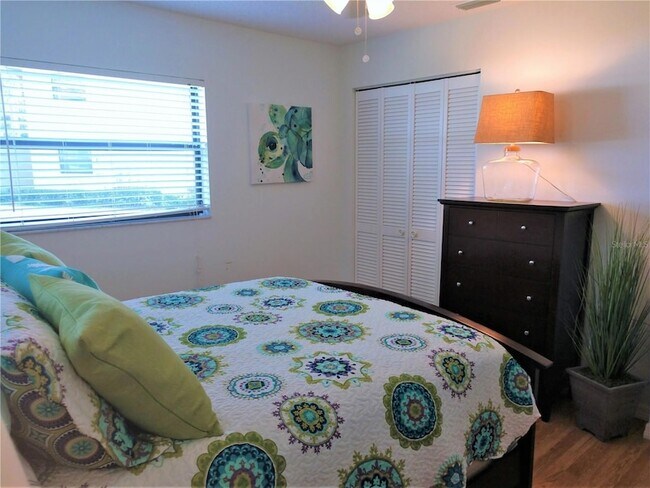 Building Photo - 307 Pine Hollow Cir