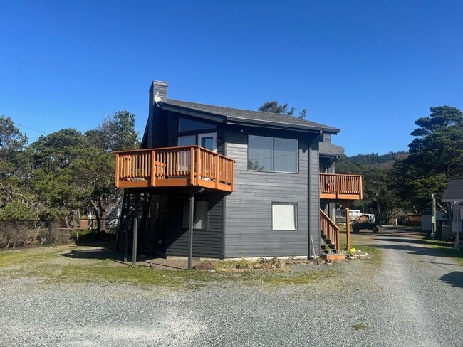 Building Photo - Shorewood RV Resort
