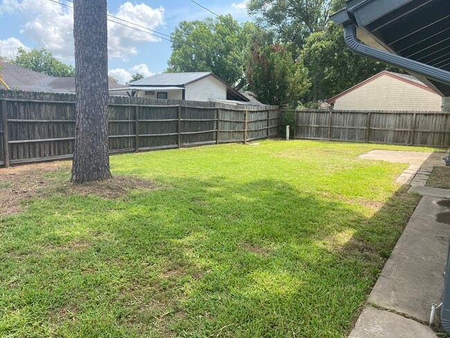 Building Photo - 8303 Coastway Ln