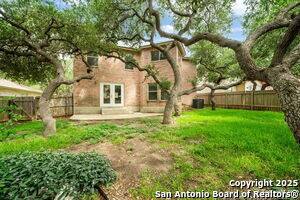 Building Photo - 17427 Sapphire Rim Dr