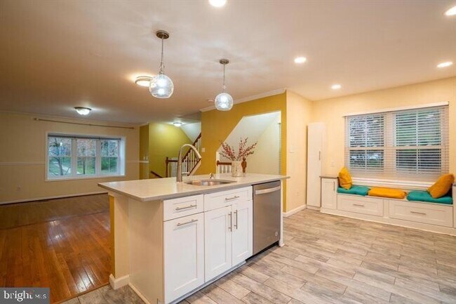 Building Photo - 3500 Vintage Spg Ter