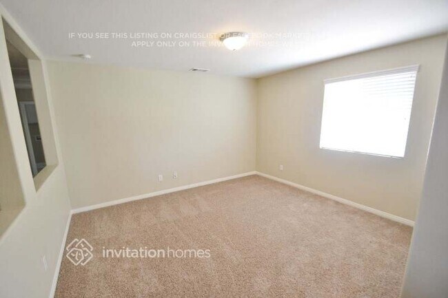 Building Photo - 27768 Elderberry St