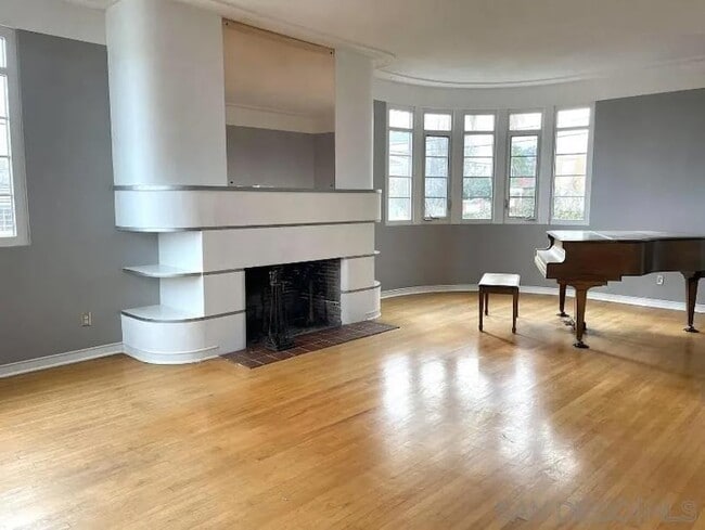 Building Photo - 3311 Xenophon St