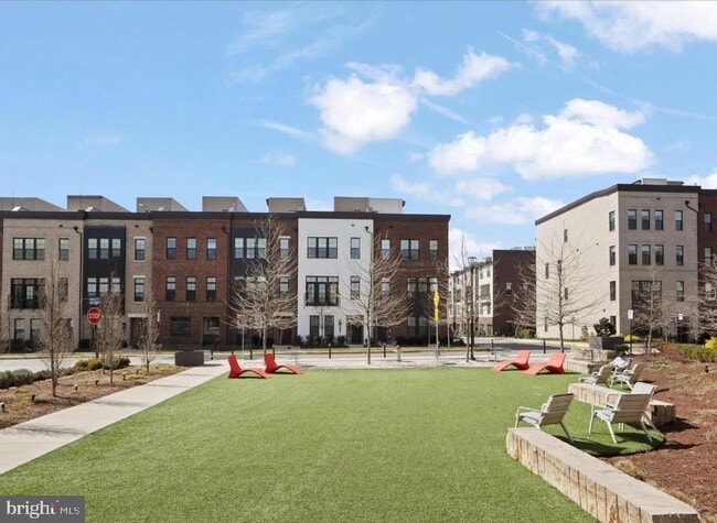 Building Photo - 7425 Backett Wood Ter