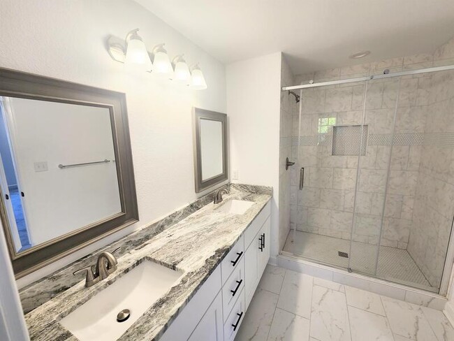 Building Photo - 4859 Town Point Road