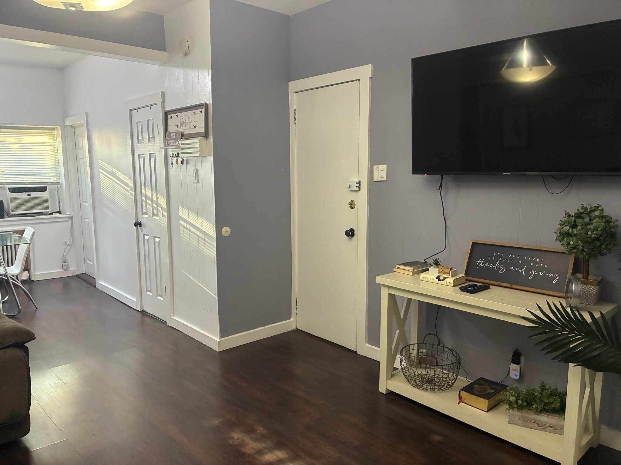 Building Photo - 1634 Summerfield St