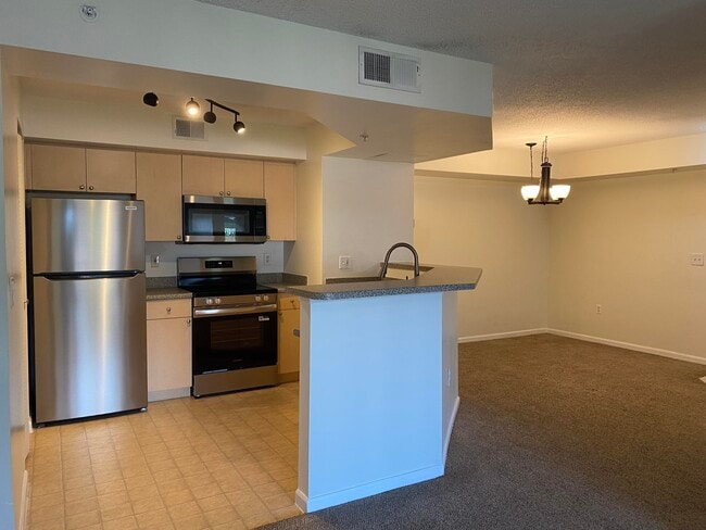 Building Photo - 3610 NW Adriatic Ln