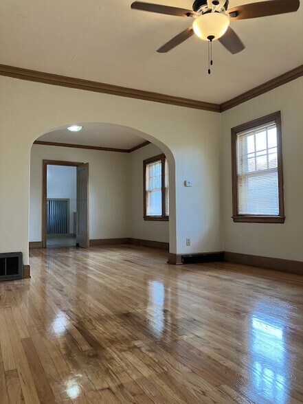 Convenient location - 1114 20th St