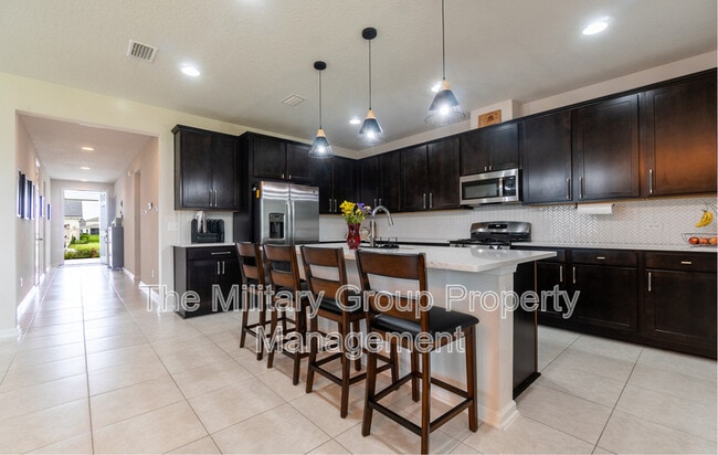 Building Photo - 1837 Amberly Dr