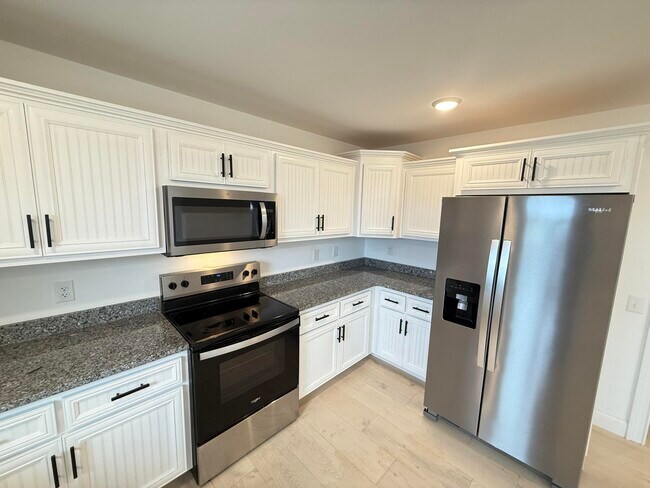 Building Photo - 46 Caden Ln