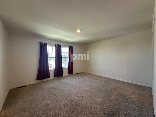 Building Photo - 2080 E 110th Ln
