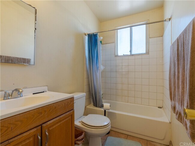 Building Photo - 9412 Nance Ave
