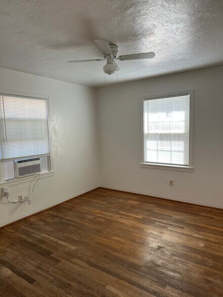 Back bedroom - 2120 5th St