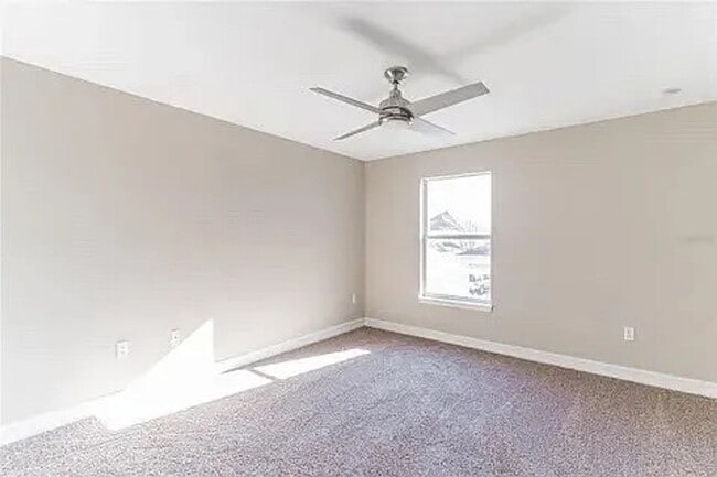 Building Photo - Welcome to this beautiful 3-bedroom, 2.5-bath home in the highly desirable Harmony community