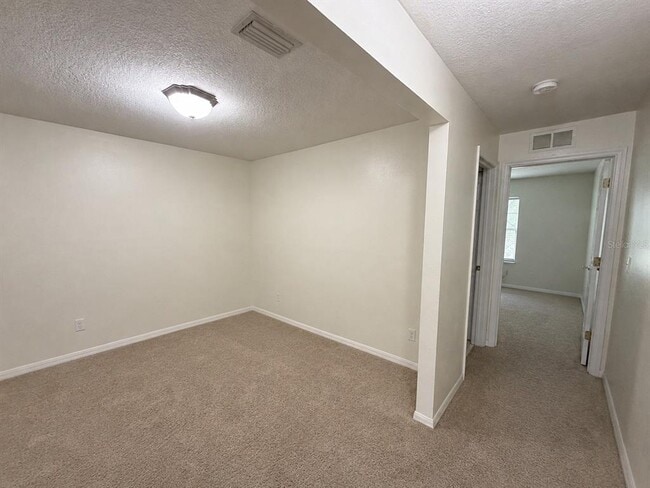 Building Photo - 9410 Charlesberg Dr