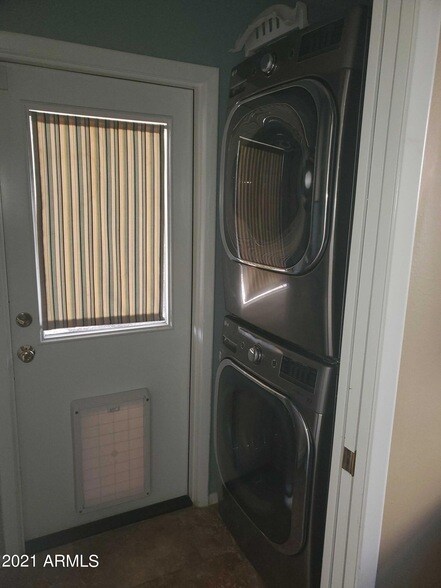 Building Photo - 5332 N 82nd St