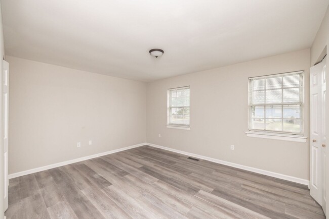 Building Photo - Townhouse in Richmond