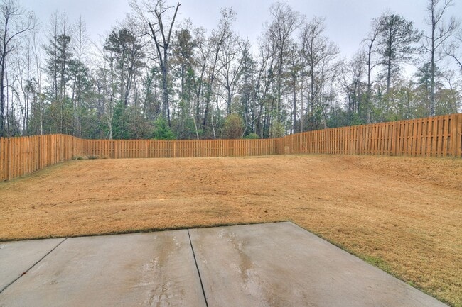 Building Photo - Haynes Station - 4 Bedroom 2.5 Bath