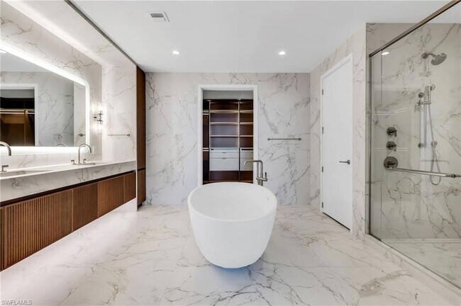 Building Photo - 5100 Seagrass Blvd