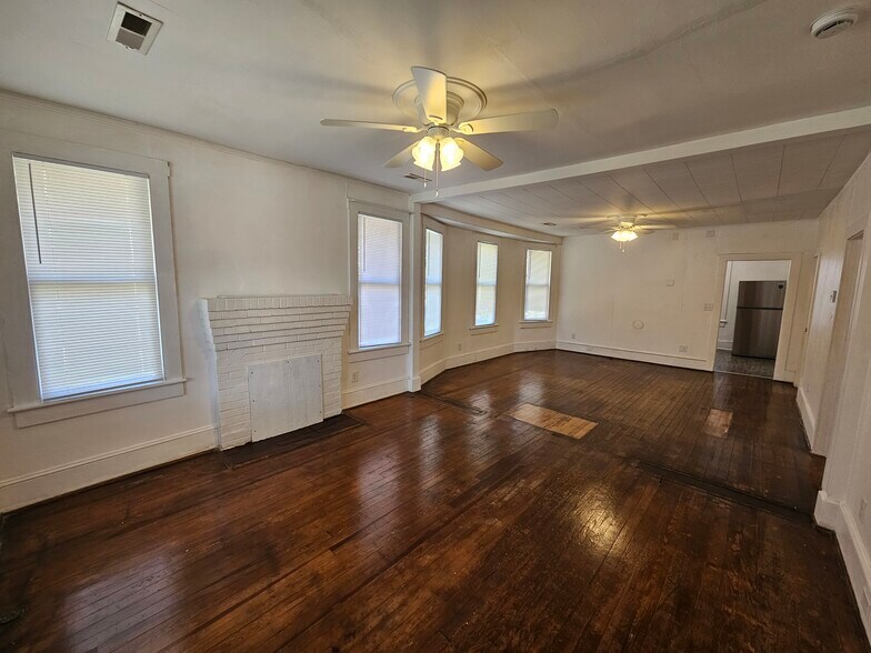 Building Photo - 4401 Wrightsville Ave