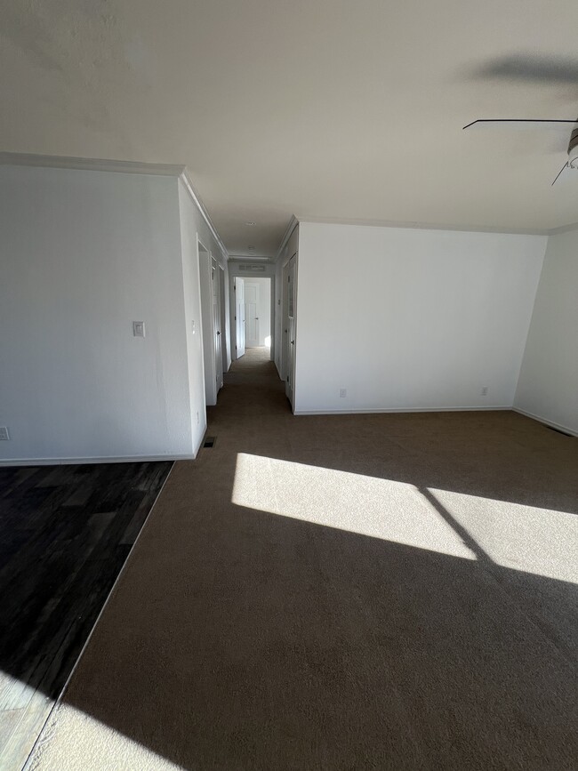 Building Photo - 518 Colorado Ave