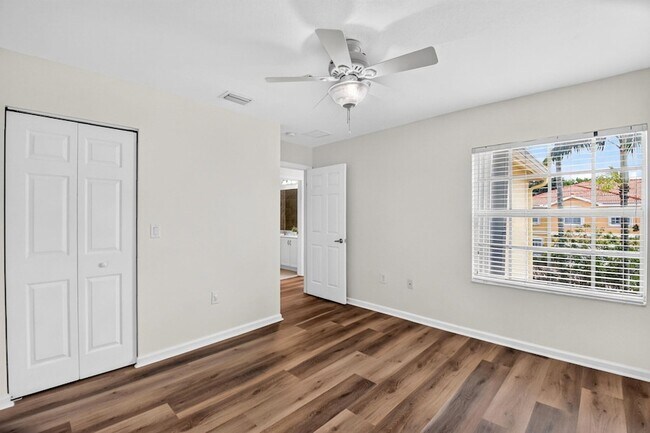 Building Photo - 7662 Spatterdock Dr