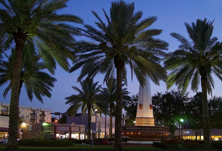 Building Photo - 7207 Bay Dr