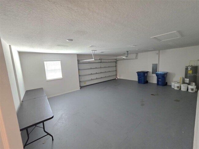 Building Photo - 206 Barrington Dr
