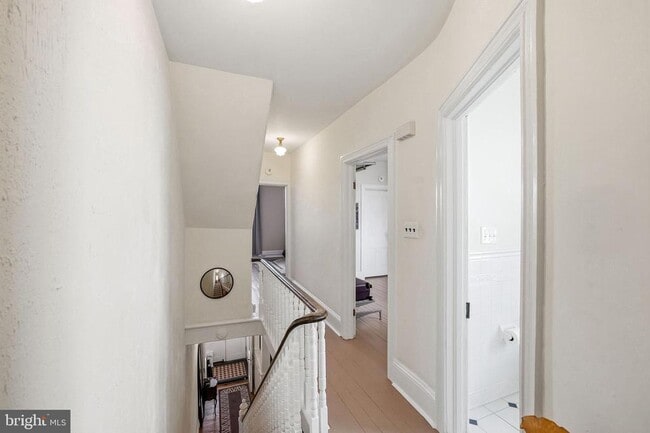 Building Photo - 346 E Union St