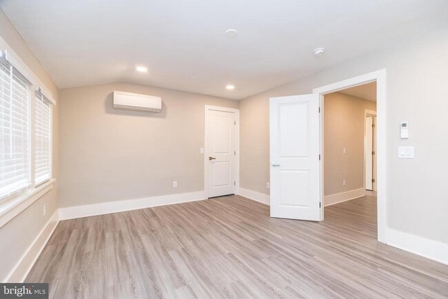 Building Photo - 343 Pawlings Rd