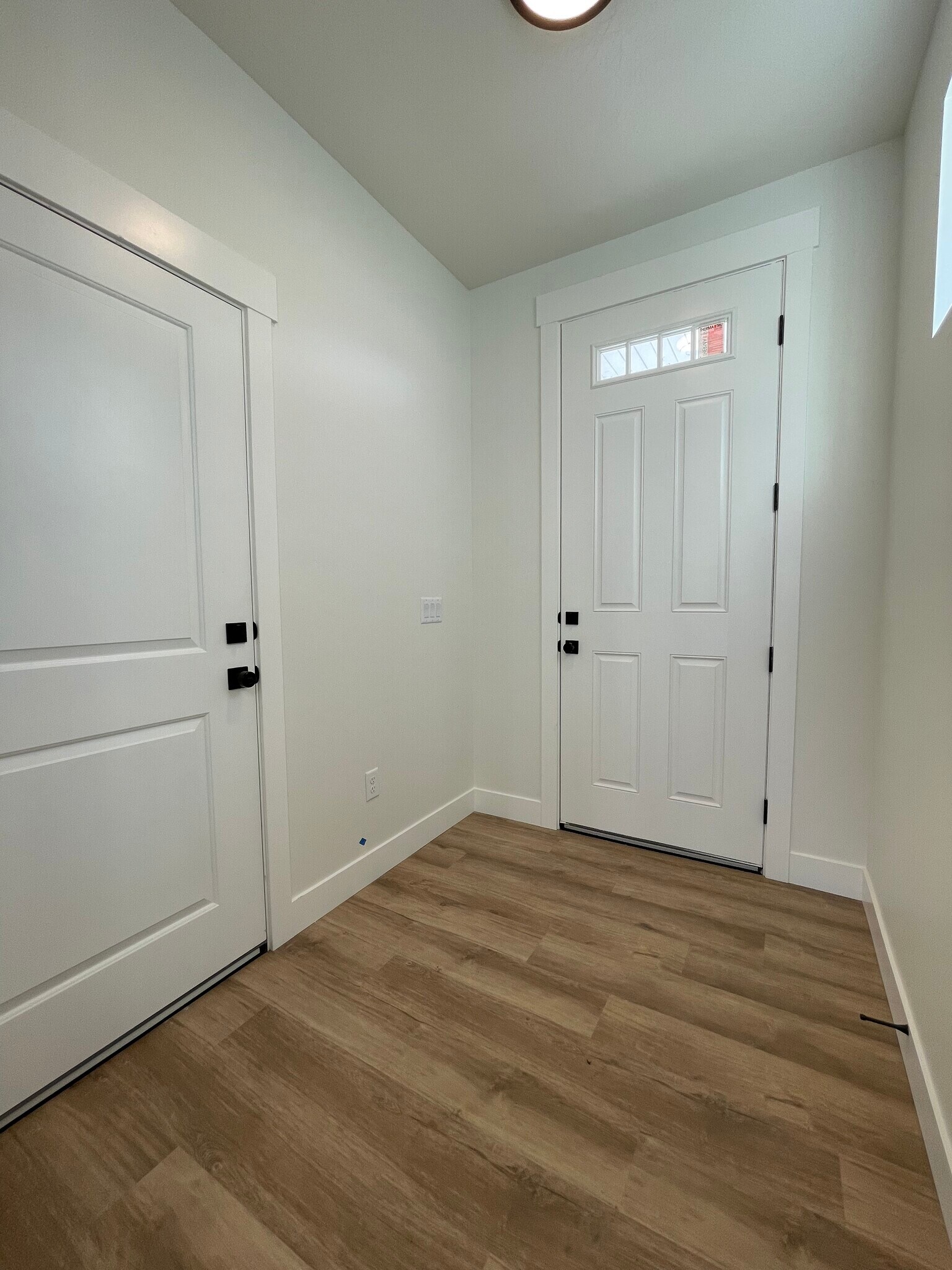 Building Photo - 465 W 490 N