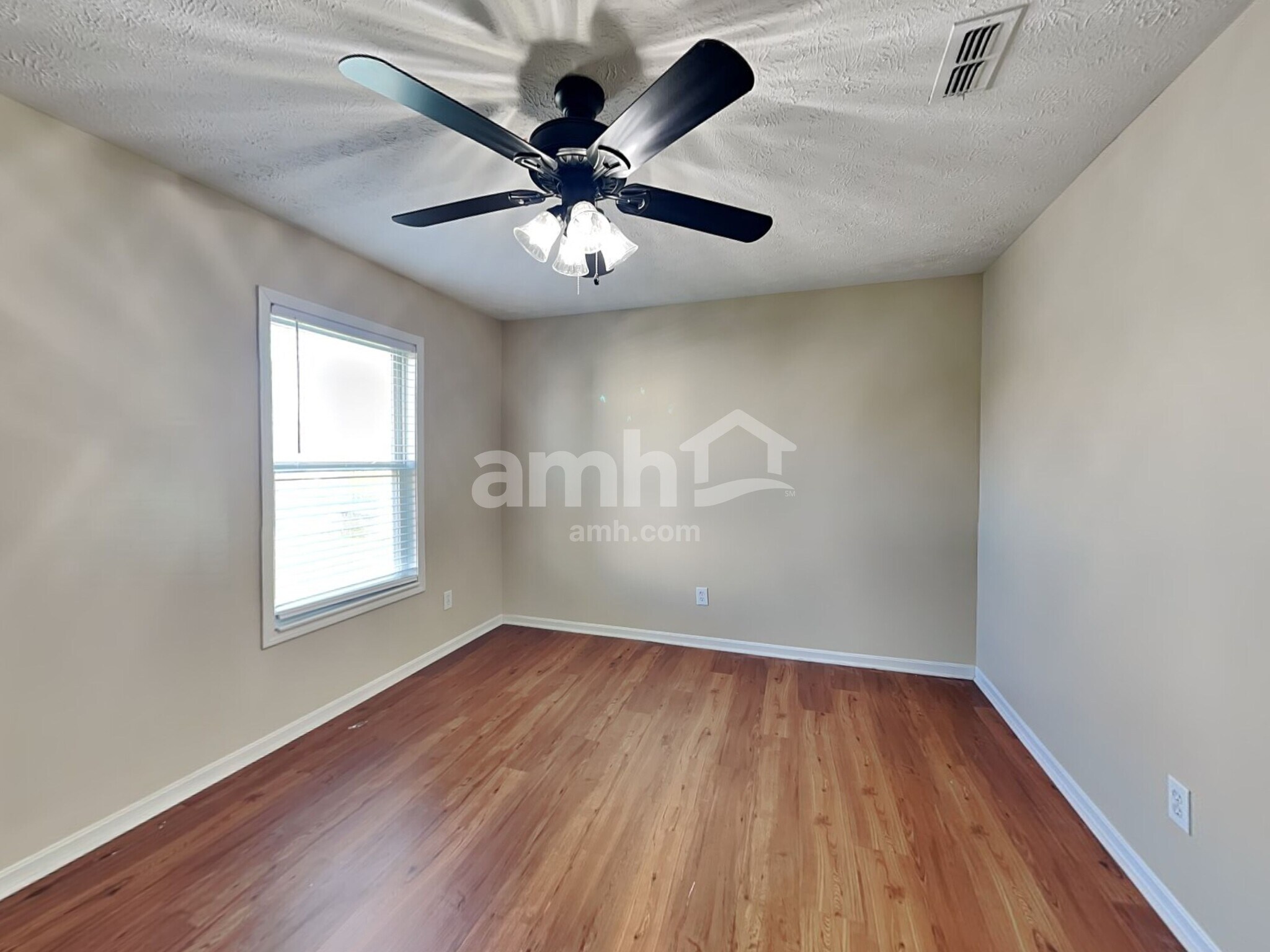 Building Photo - 311 Hartford Ct