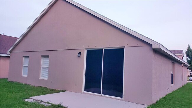 Building Photo - 2308 Lily Pad Ln