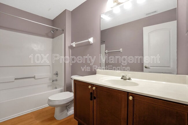 Building Photo - 705 Hidden Springs Dr