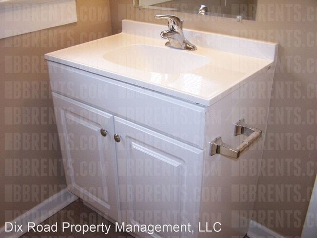 Building Photo - 3 br, 2 bath House - 116 Heaton Ave