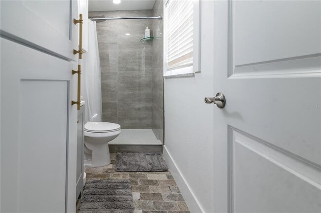 Building Photo - 1897 Dolphin Blvd S