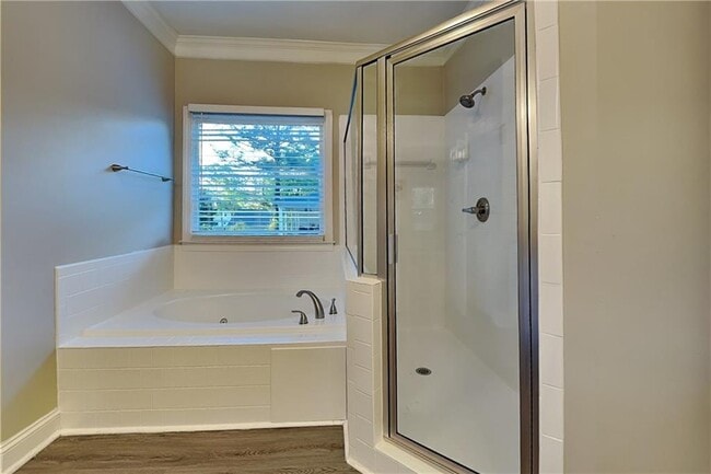 Building Photo - 4020 Hogans Mill Ln