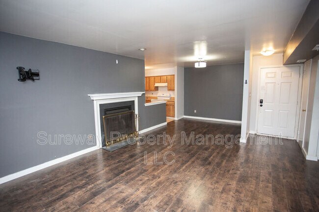 Building Photo - 40B Sumac Ct