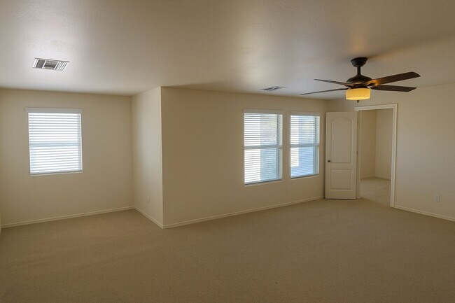 Building Photo - Charming 3BR House in Buckeye