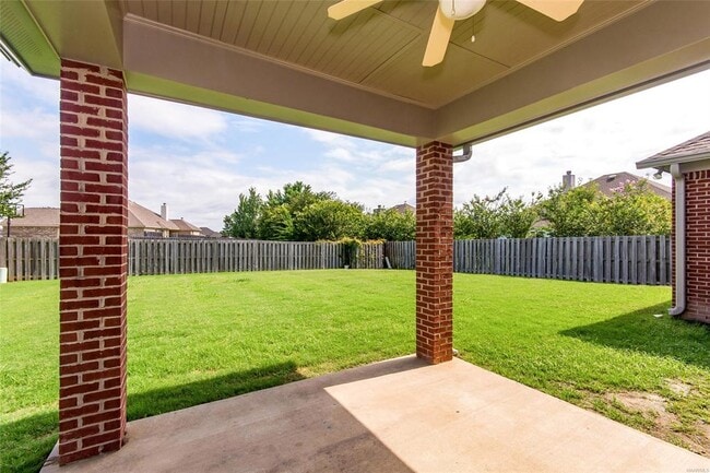 Building Photo - 9625 Helmsley Cir