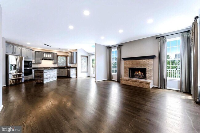 Building Photo - 20152 Boxwood Pl